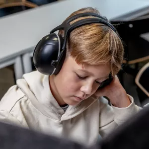 Ljuddämpande hörselkåpa