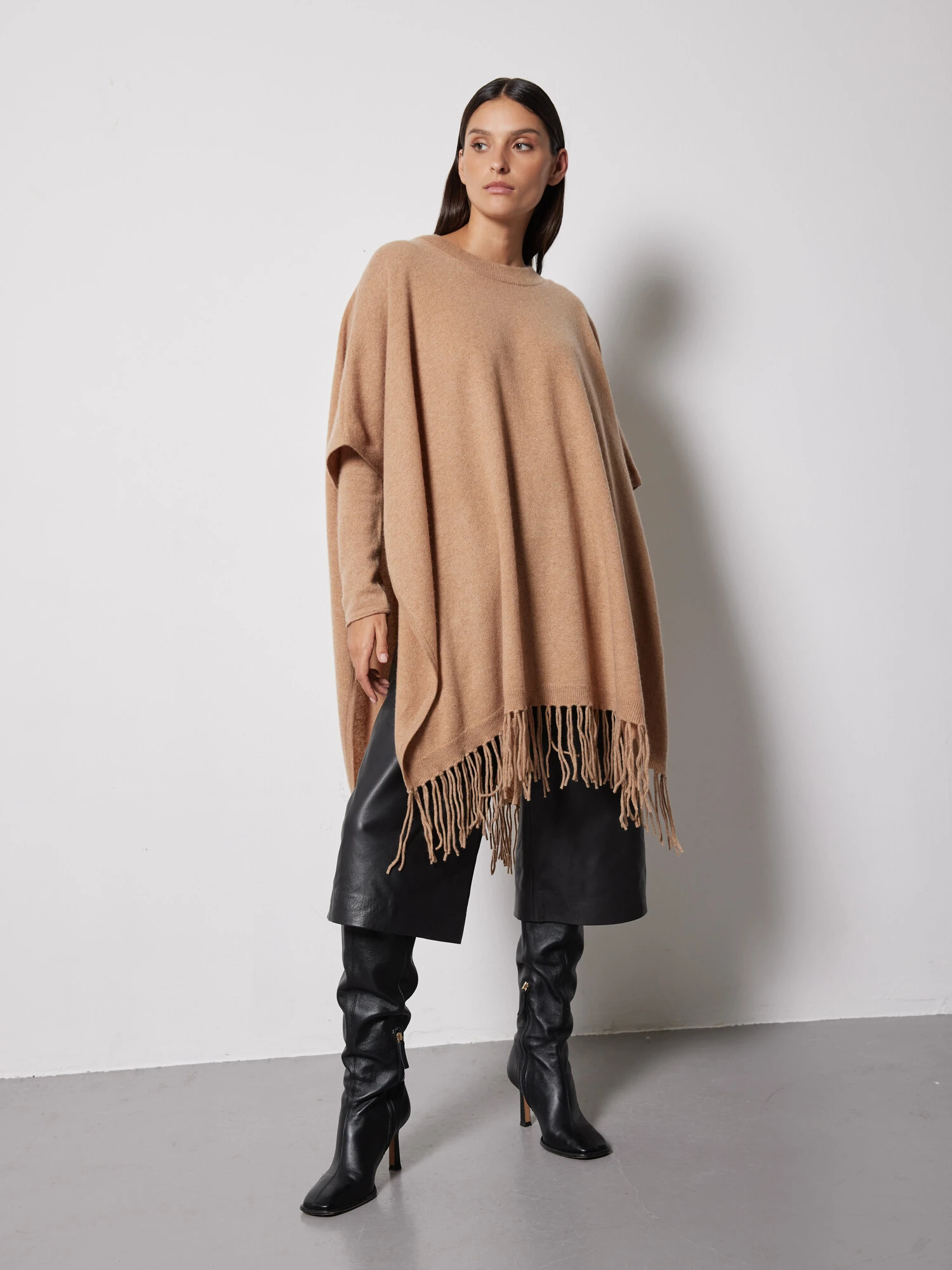 Poncho Col Rond Camel