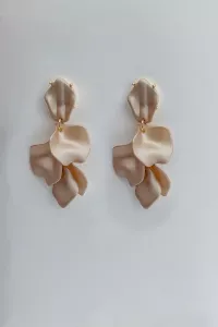 Leaf Earrings Pearl Nougate