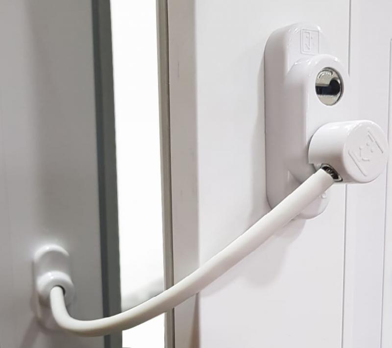 Säkerhetsvajer låsbar med nyckel