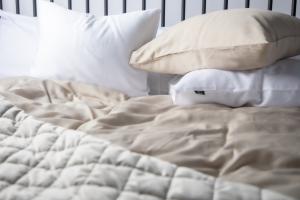 Påslakanset Percale Lyocell Nottingham Sand Dubbeltäcke 230x220cm Kosta Linnewäfveri