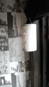 Fönsterlampa Vit Oriva Tree 8cm