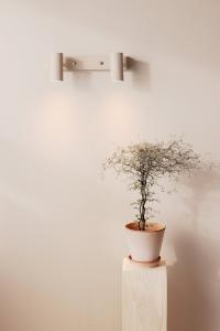 Vägglampa Beige 2L Globen Lighting Hubble 35cm