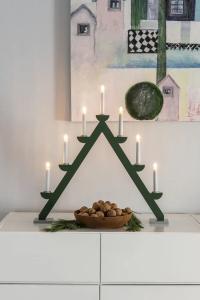 Adventsljusstake Trä Grön/Grå 7L 56cm Konstsmide