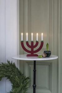 Adventsljusstake Trä Röd 5L 31cm Konstsmide