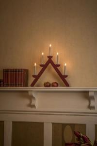 Adventsljusstake Trä Röd/Grå 5L 44cm Konstsmide