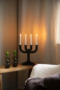 Adventsljusstake Trä Svart 4L 49,5cm Konstsmide