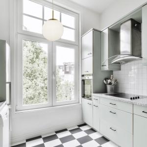 Taklampa Glas Mässing/Opalvit Aneta Lighting Opal 30cm