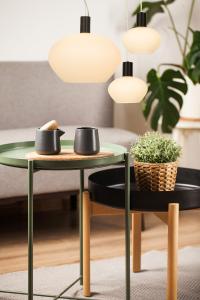 Fönsterlampa Glas Svart/Opalvit Aneta Lighting Bell