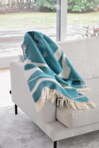 Arvidssons Textil Pläd Fjällvandring Petrol 130x170cm