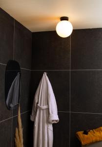 Badrumslampa Plafond Svart/Opalvit Aneta Lighting Lido