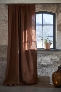 Gardinlängd Linne Mörkrost Boel & Jan 1-Pack Sabina 140x240cm