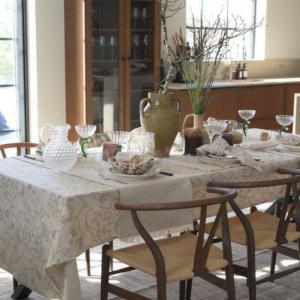 Bordsduk Nougat Fondaco Ellie 140x300cm