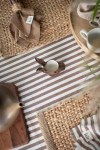 Bordsduk Svea Randig Cognac 140x300cm Fondaco