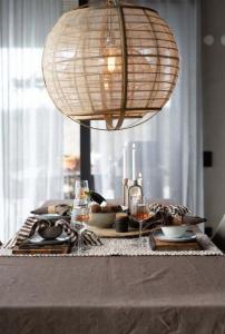 Bordsduk Vide Nougat 140x300cm Fondaco