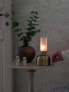 Portabel Bordslampa Frida Mässing 22cm PR Home