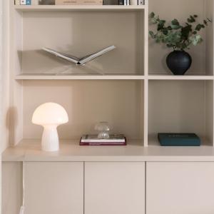 Bordslampa Glas Vit Globen Lighting Fungo Special Edition 22cm