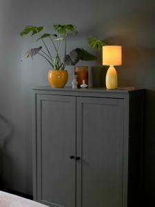 Bordslampa Keramik PR Home Uno Gul 37cm