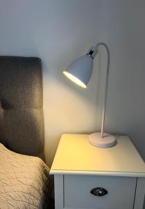Bordslampa Vit/Krom Aneta Lighting Idre