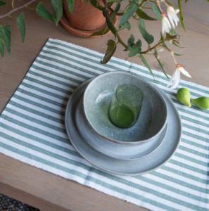 Bordstablett Nina Randig Äpplegrön 35x45cm 6-Pack Fondaco