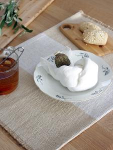 Bordstablett Turid Offwhite 35x48cm Svanefors