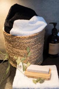 Borganäs of Sweden Basic Badlakan 65x130cm Svart