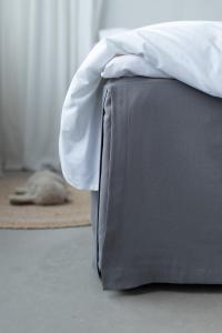 Borganäs of Sweden Sängkappa 120x200x45cm Mörkgrå