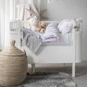 Julpåslakan Spjälsäng Vit/Grå Borganäs of Sweden Skogstomte 100x130cm