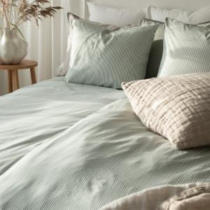 Randigt Påslakanset Dubbeltäcke Thelma Grön 220x210cm Borganäs Of Sweden