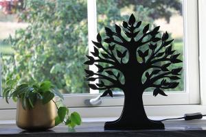 Bordslampa Svart Oriva Träd 36cm