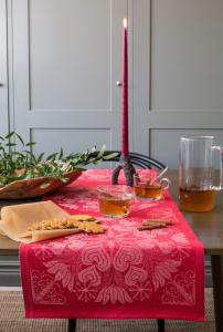 Ekelund Hjärtbo Bordslöpare Röd 35x120cm