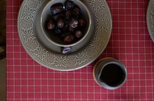 Fondaco Dora Bordsduk Röd/Lin 145x250cm