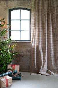 Gardin Lin/Röd Fondaco 2-Pack Dora 135x245cm