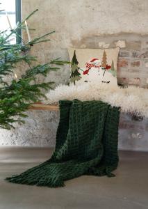 Fäll Fuskpäls Offwhite Fondaco Curly 50x90cm