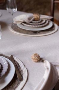 Fondaco Vide Bordsduk Sand 140x300cm