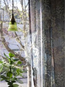 Fönsterlampa Glas Grön/Mässing PR Home Emmi 12cm