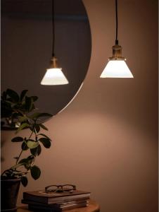 Fönsterlampa August Opal 15cm PR Home