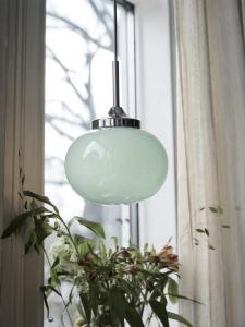 Fönsterlampa Glas PR Home Elsy Salviagrön 25cm