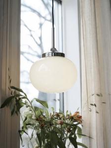 Fönsterlampa Glas PR Home Elsy Vit 25cm