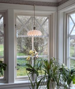 Fönsterlampa Sofia Glas Vit/Antik 17cm Aneta Lighting