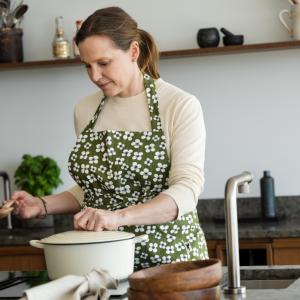 Förkläde Belle Amie Mörkgrön 83x70cm Almedahls