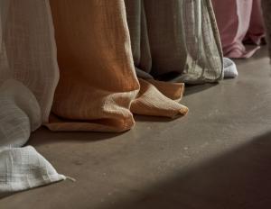 Gul Gardin 2-Pack Nina Royal Bruce 140x250cm