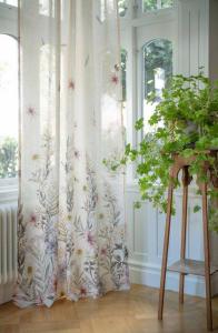 Gardin Blommig Flora Multi 135x250cm 2-Pack Fondaco