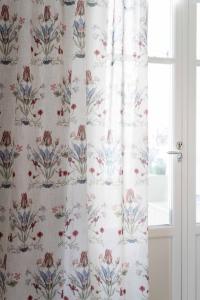 Gardin Blommig Vendela Offwhite 140x250cm 2-Pack Fondaco