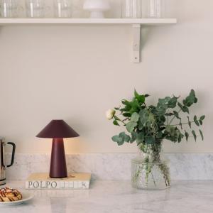 Portabel Bordslampa Cannes Vinröd IP44 26cm Globen Lighting