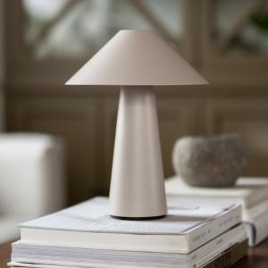 Portabel Bordslampa Cannes Beige IP44 26cm Globen Lighting
