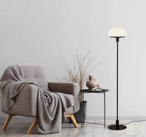Golvlampa Svart/Vit Aneta Lighting New August 140cm
