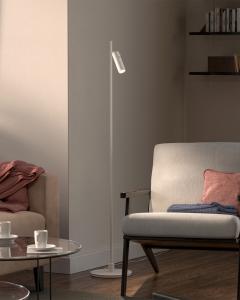 Golvlampa Vit Herstal Pipeline 132,3cm