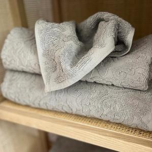 Badlakan Fritz Magnus Luxury Frotté 550g Grå 70x140cm