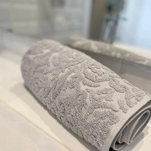 Handduk Fritz Magnus Luxury Frotté 550g Grå 50x70cm